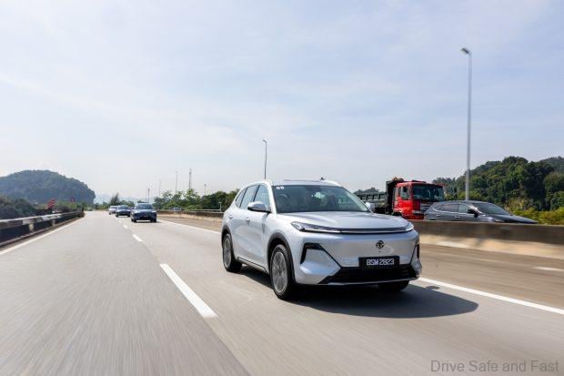 Image from: 6500 Proton e.MAS 7 PHEV Bookings Taken So Far