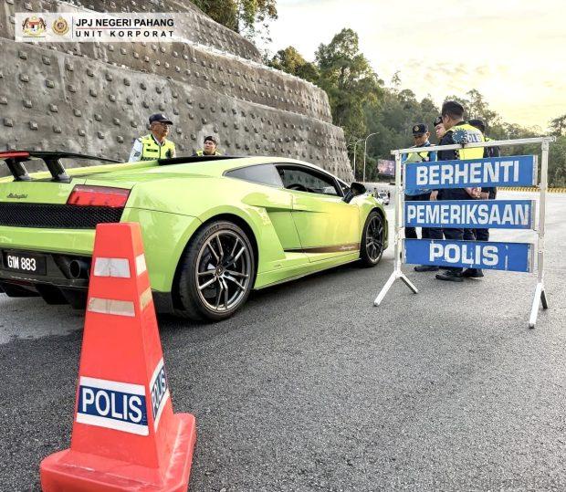 Image from: JPJ & POLICE & AADK LOCK DOWN CAR RACERS IN GENTING HIGHLANDS