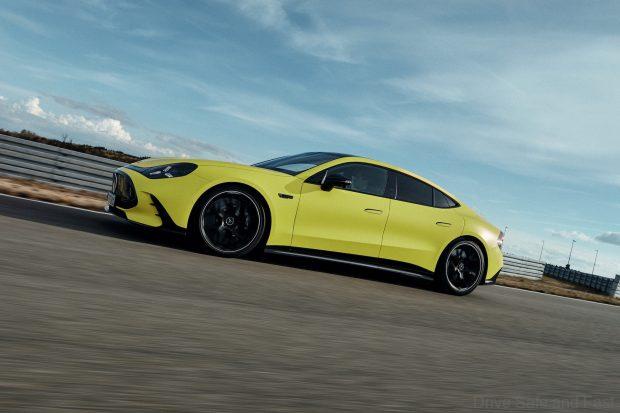 Das neue Mercedes-AMG GT 63 4-Türer Coupé, 2026.Mercedes-AMG GT 63 4-Türer Coupé | Energieverbrauch kombiniert 21,0-17,9 kWh/100 km | CO2 Emissionen kombiniert 0 g/km | CO2-Klasse: A The all-new Mercedes-AMG GT 63 4-Door Coupé, 2026.Mercedes‑AMG GT 63 4-Door Coupé | combined energy consumption 21.0-17.9 kWh/100 km | combined CO2 emissions 0 g/km | CO2 class: A