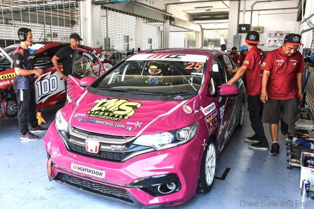 Image from: Privateer Luke Netto And Mark Darwin Take MT1600 Podium