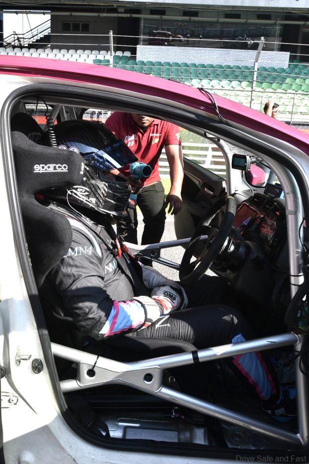 Image from: Privateer Luke Netto And Mark Darwin Take MT1600 Podium