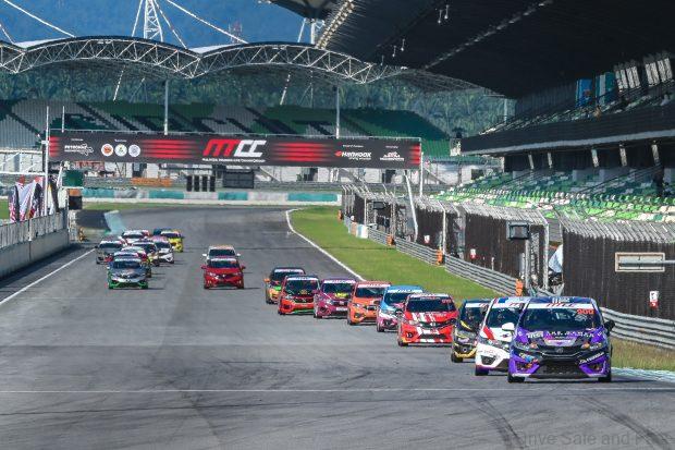 Image from: Privateer Luke Netto And Mark Darwin Take MT1600 Podium