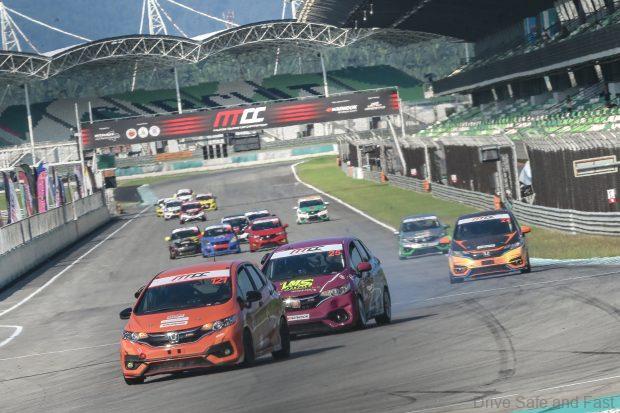 Image from: Privateer Luke Netto And Mark Darwin Take MT1600 Podium