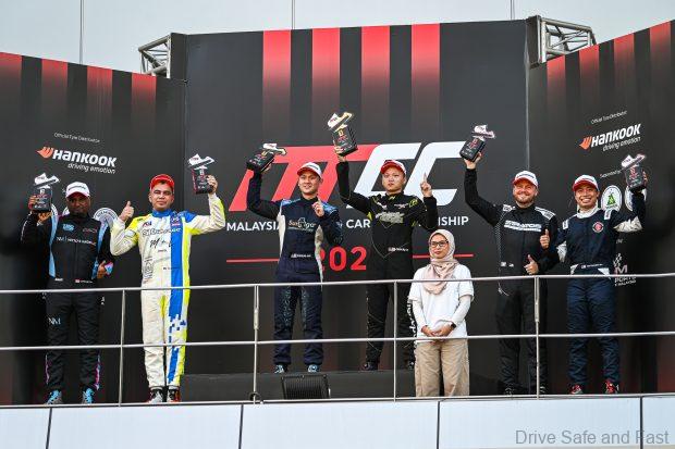 Image from: Privateer Luke Netto And Mark Darwin Take MT1600 Podium