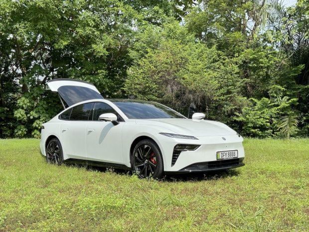 Image from: Why Have You NOT Test Driven This Dongfeng 007 Yet
