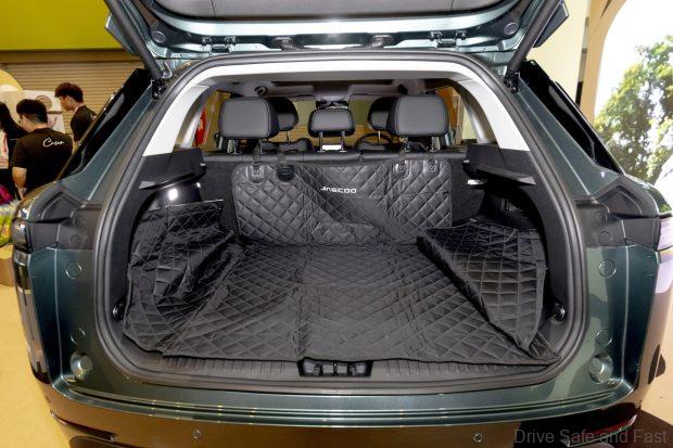 Image from: JAECOO J5 EV Makes First Public Appearance at Oh My Meow! Expo 2026