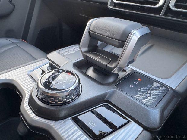 Jetour T1