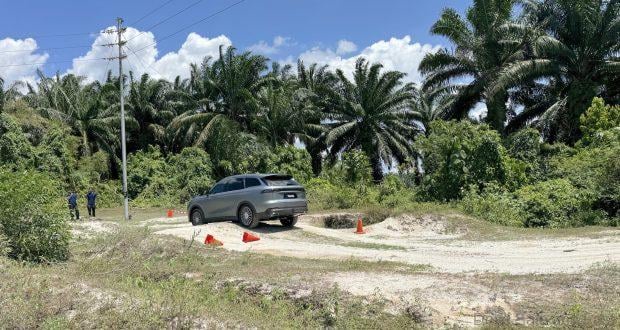 Image from: Why Did We Take The Chery Tiggo 9 Premium SUV Off-Road