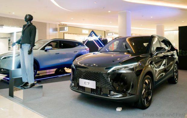 OMODA C7 AND C7 PHEV SUV