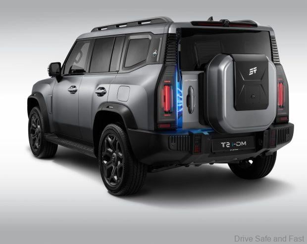 Image from: JETOUR T2 i-DM Officially Launched In Malaysia: Rugged 265 kW Plug-In Hybrid SUV Arrives At RM162,800