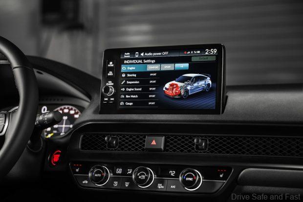 Image from: Facelifted 2027 Honda Civic Type R Unveiled With Sharper Track Cooling And Google Gemini
