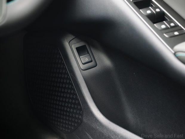 Image from: BYD Seal 6 Is Still The Electric Sedan To Beat