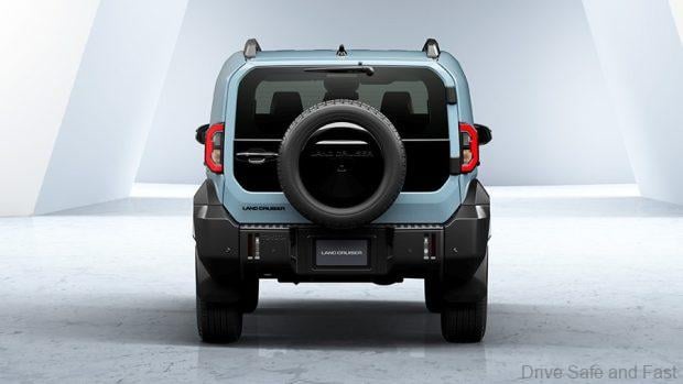 Toyota Land Cruiser FJ rear end
