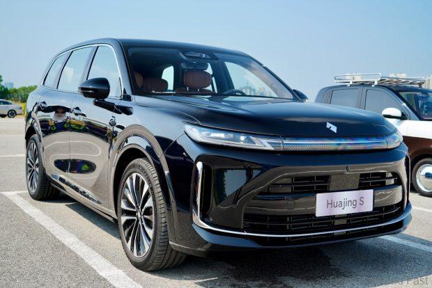 Image from: We Test Drove The Current Wuling Product Portfolio In China, Including The Huajing S, Stario L, Darion, Eksion And More