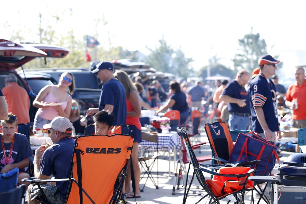 There's No Better Tailgate in 2023 Than a Bears Tailgate - InsideHook