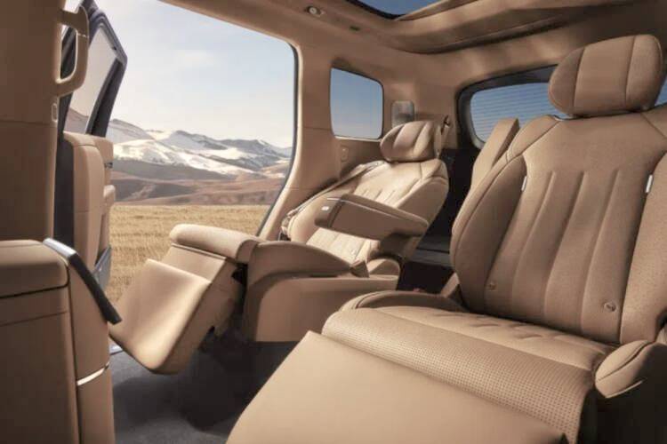 Image from: XPENG GX Luxury SUV Gets 24,000 Orders Just A Day After Launch