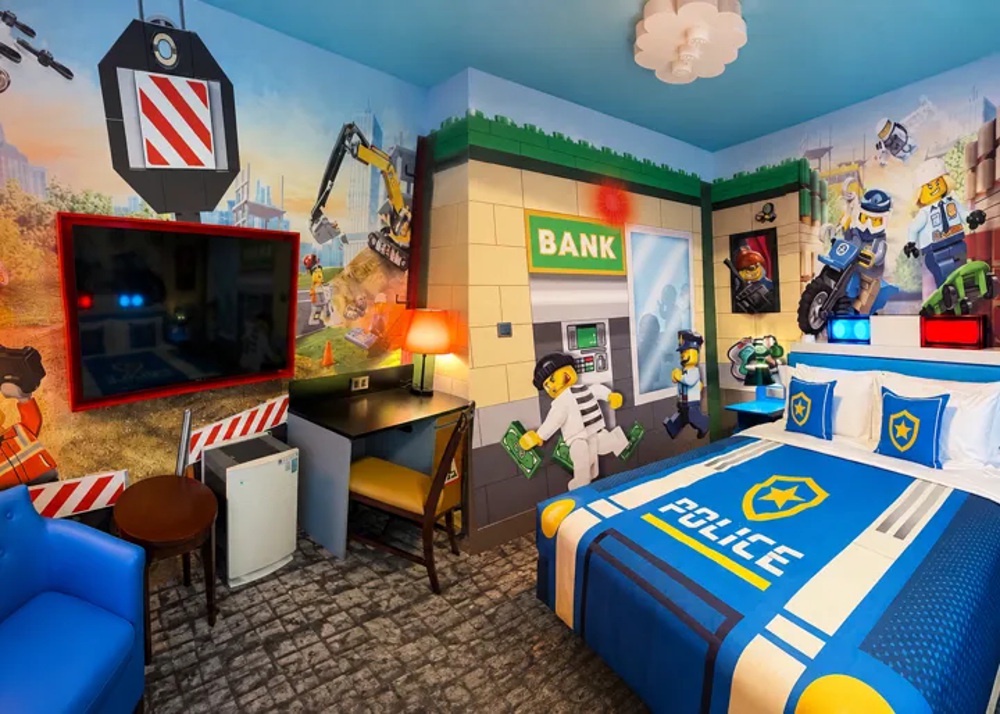 Image from: LEGOLAND Malaysia Adds LEGO CITY-Themed Rooms to Its Hotel