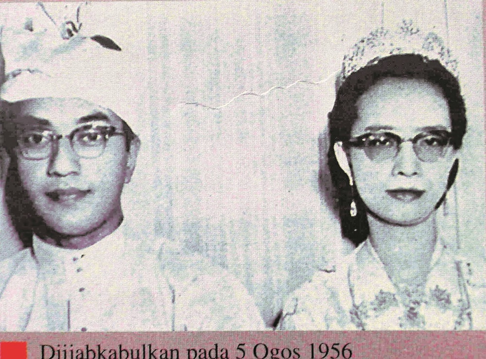 Image from: Wanita pintar suri negara, sederhana tanpa ‘bling bling’