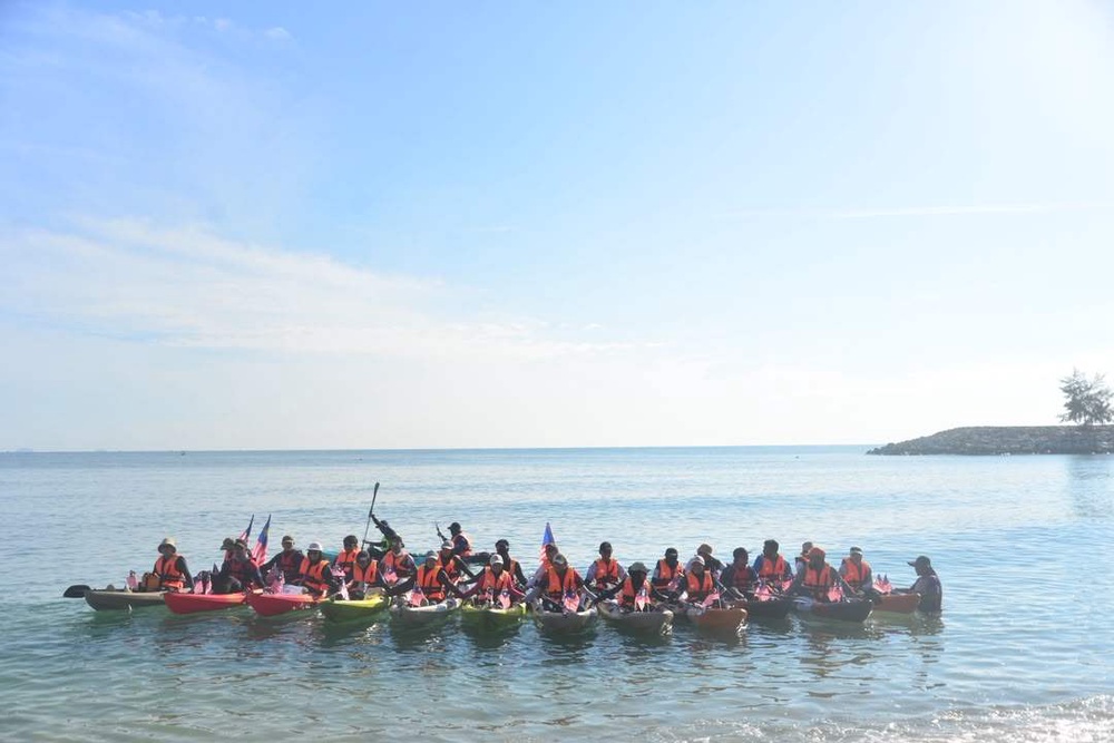 Image from: UMT berkayak 22km semarak semangat merdeka