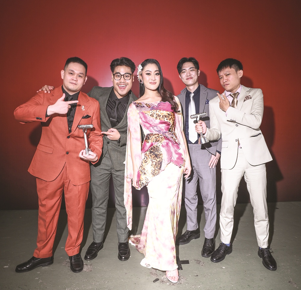 Image from: AIM25, malam terbaik Mimifly, Ella, Siti Nurhaliza