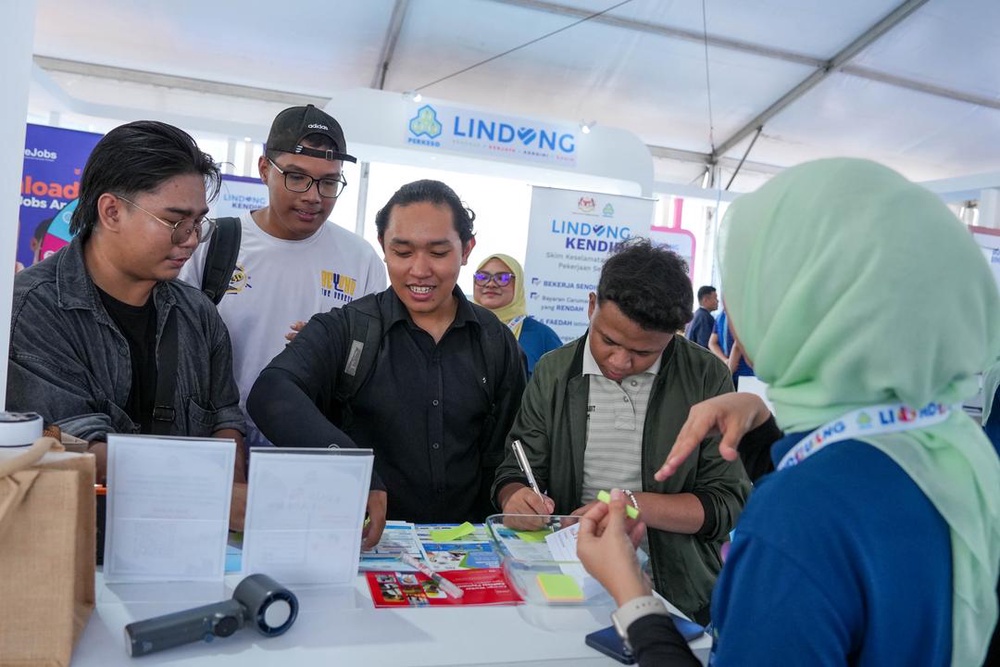 Image from: Diskaun FCLB sehingga 80% di Festival Mega iLINDUNGu