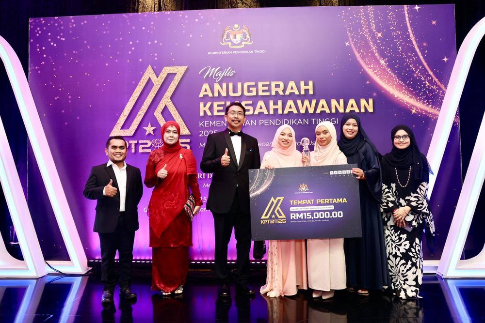 Image from: Bisnes tudung raih anugerah, siswi bioperubatan mahu buka lebih banyak peluang pekerjaan