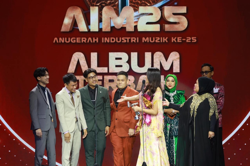 Image from: Siti menang Vokal Wanita Terbaik kali ke-14, Mimifly ‘kaut’ semua