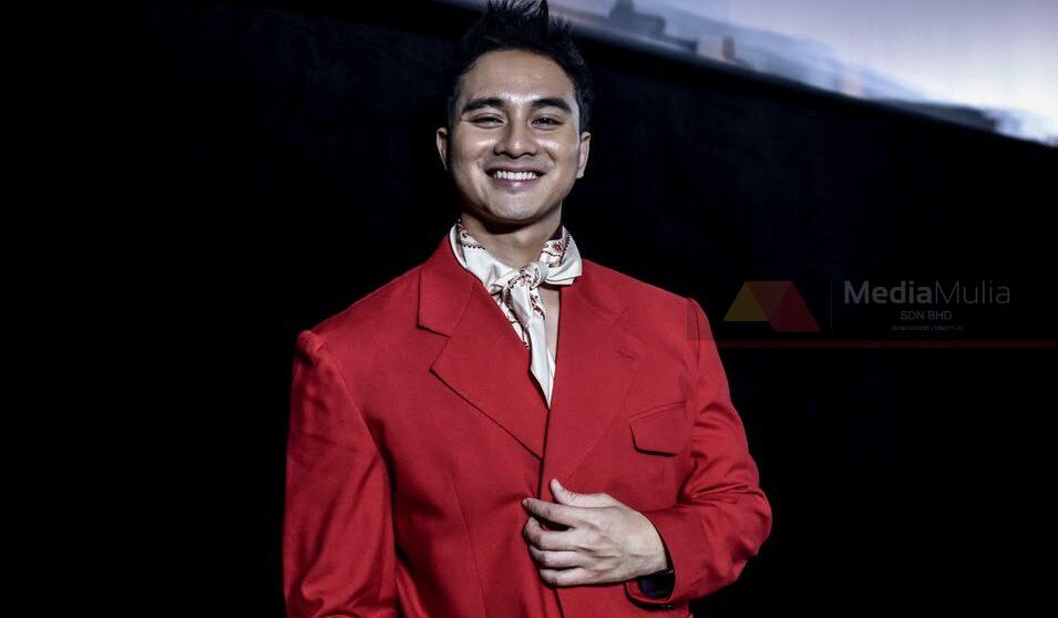 Image from: Bukan tayang pusat, seluar longgar melorot sikit – Aniq Suhair