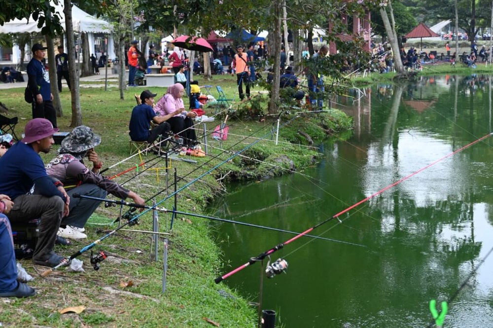 Image from: Naikkan keli 6.740 kilogram bawa pulang RM7,000