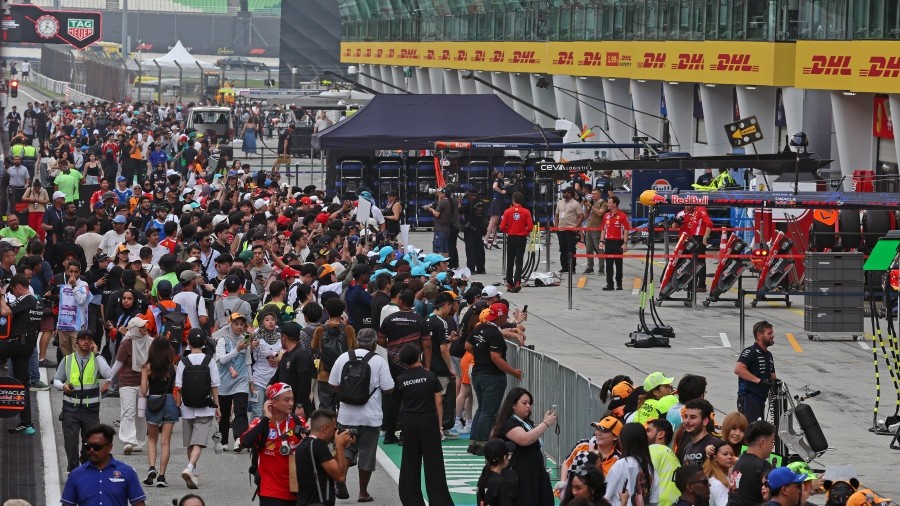 Image from: GP Bahrain: Verstappen terkenang nostalgia Sepang