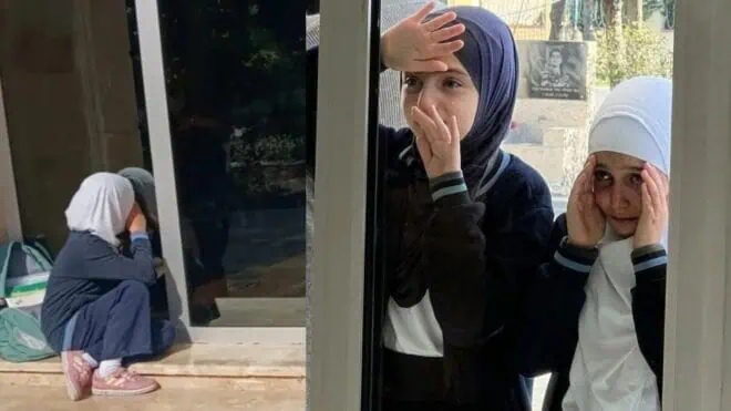 Image from: Azerbaijan larang pelajar, guru perempuan pakai tudung di sekolah