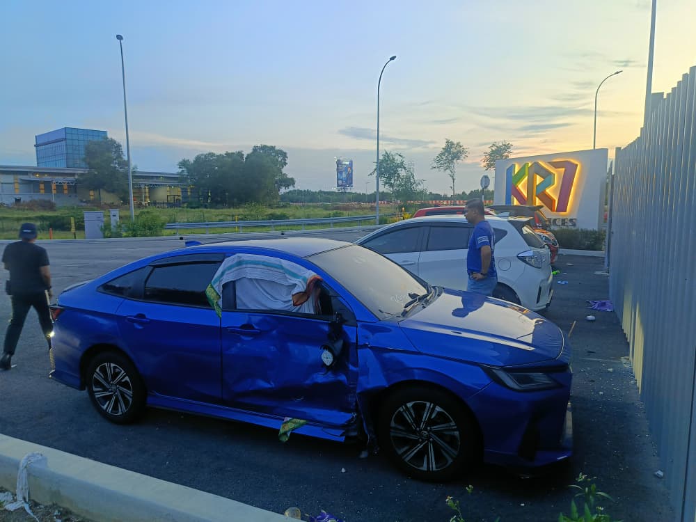 Image from: Anggota bomba maut, pemandu ditahan sorokkan kereta, tanggal nombor plat