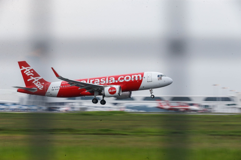 AirAsia X Seeks Fresh Capital Post-PN17, Sees A Promising 2024