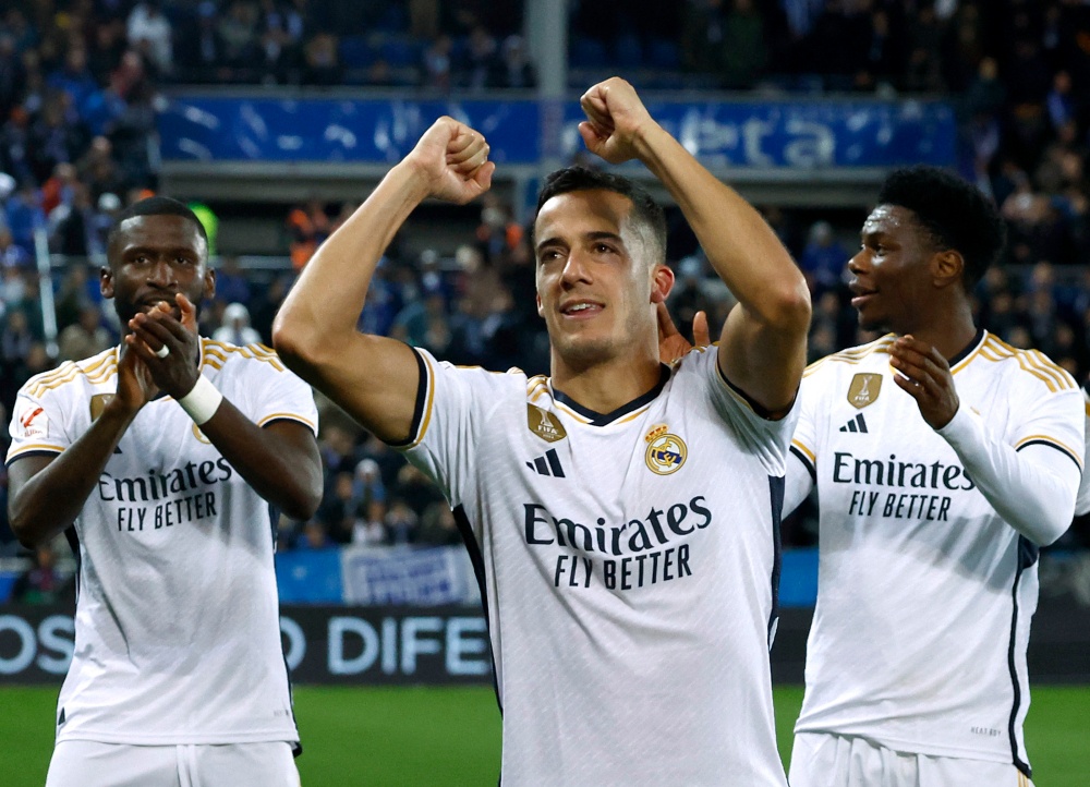 ten-man-real-madrid-score-late-to-snatch-victory-at-alaves