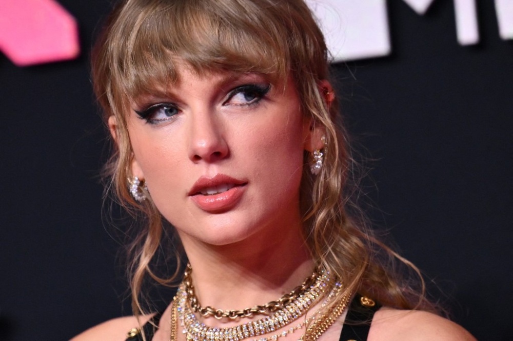 Taylor Swift beat Elvis Presley's Billboard record for most weeks at No. 1