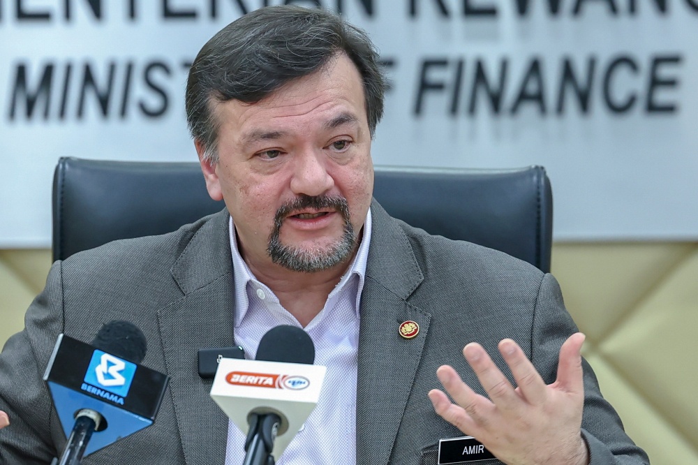 Ringgit bolstered through joint efforts by Bank Negara, GLCs, GLICs