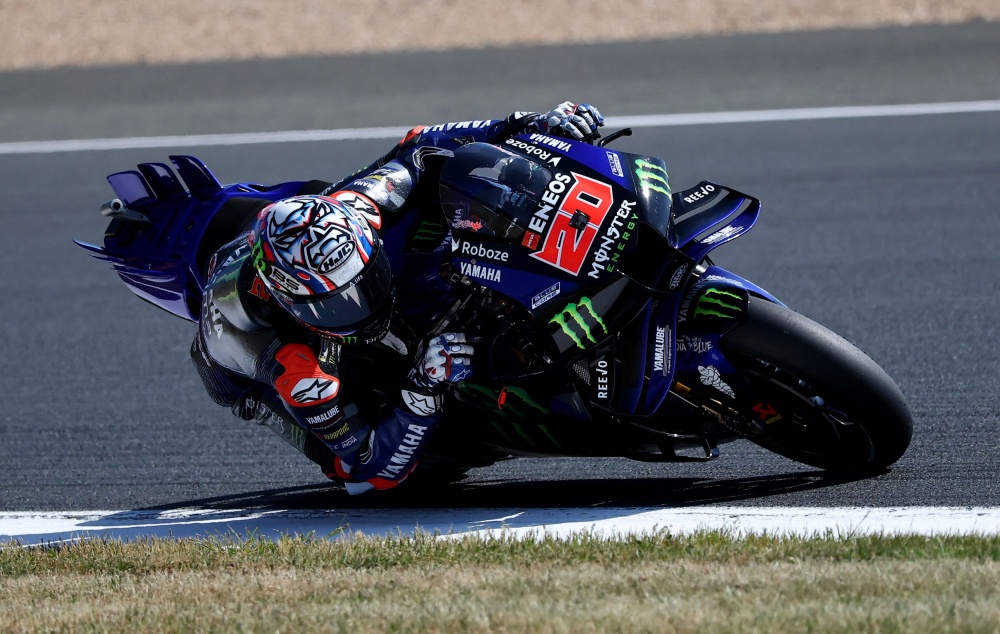 French MotoGP: Quartararo breaks lap record on home soil to take pole