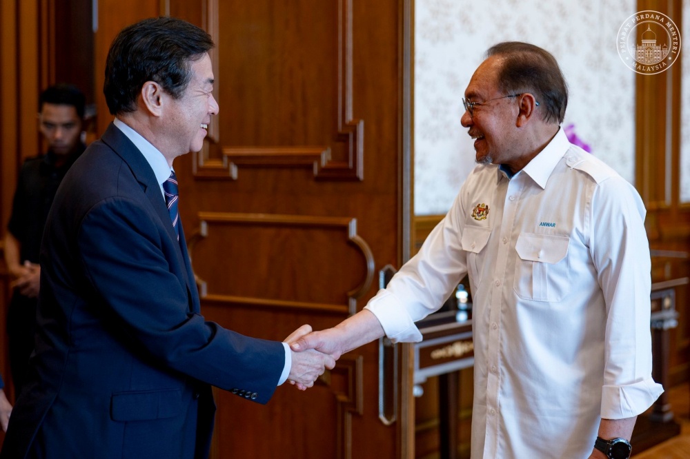Anwar: Malaysia, South Korea set sights on bigger trade and defence ...