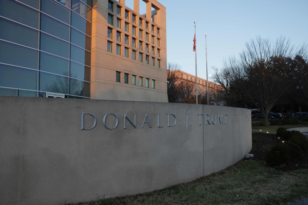 Eyeing a Nobel: Trump’s name goes up on peace institute just before DR ...