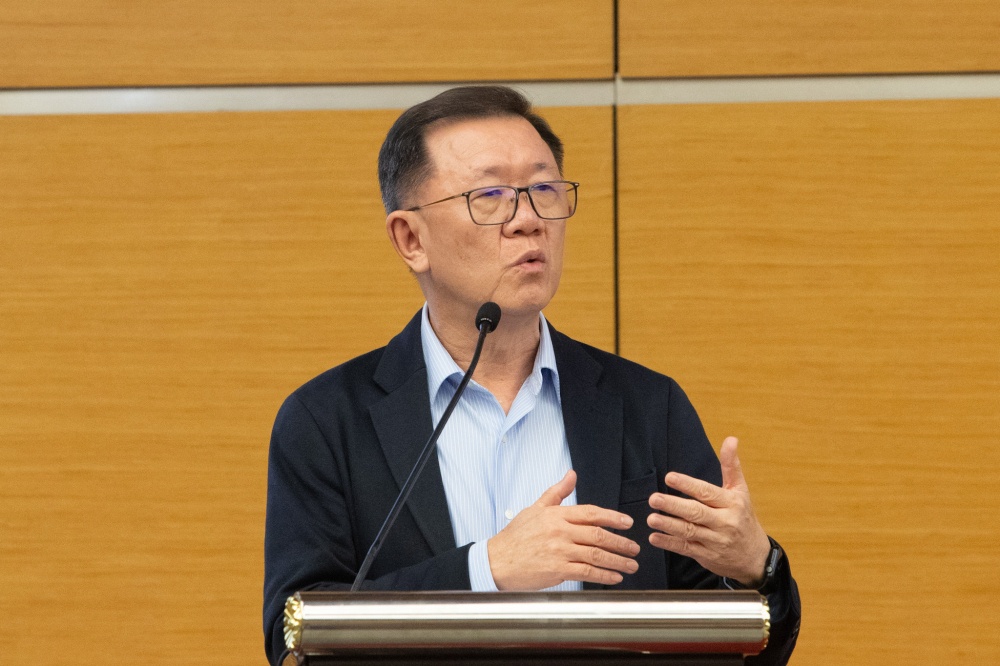 Socio-Economic Research Centre executive director Lee Heng Guie said Malaysia is not at a critical stage that requires aggressive stimulus, noting that the labour market remains strong with unemployment at about 2.9 per cent. — Picture by Firdaus Latif