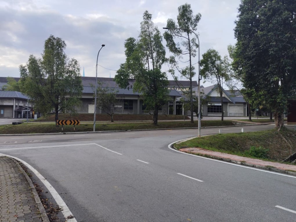 UTM roads are empty too. — Picture by the author