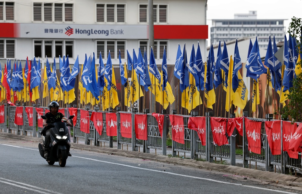 Party flags are seen in Johor Bahru ahead of the 16th Johor state election on July 11. — Bernama pic