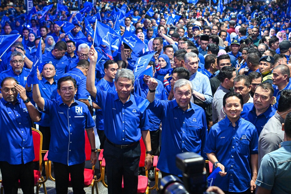 The author argues that while tactical alliances may deliver crucial electoral gains, Malaysia’s political coalitions must balance short-term vote-winning with long-term trust across the federation. — Bernama pic
