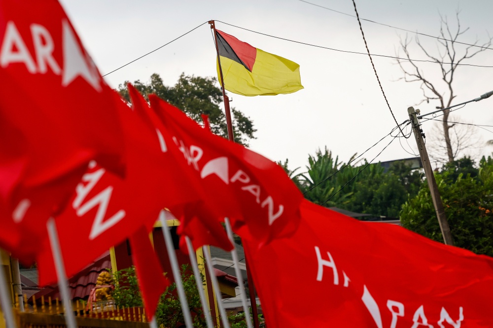 Thus when Pakatan Harapan is defeated the political message emerging from Negeri Sembilan will travel well beyond the Straits of Malacca. — Bernama pic