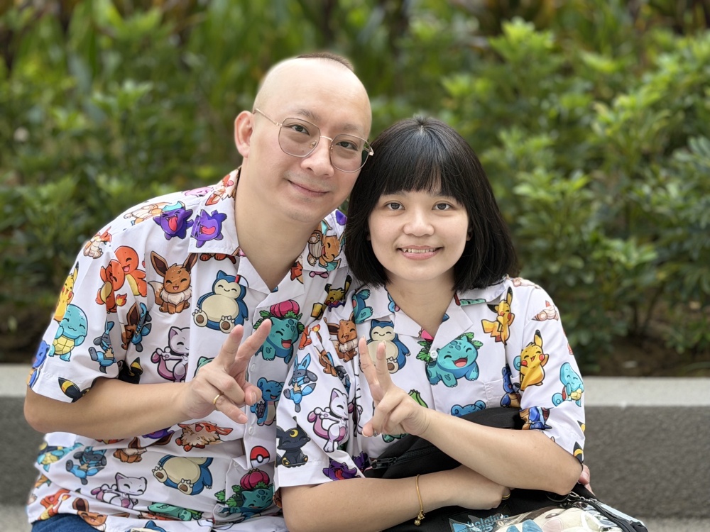 Qiqi and Zenki didn’t manage to get early tickets to the pop-up store but were thrilled to visit nevertheless. — Picture by Erna Mahyuni