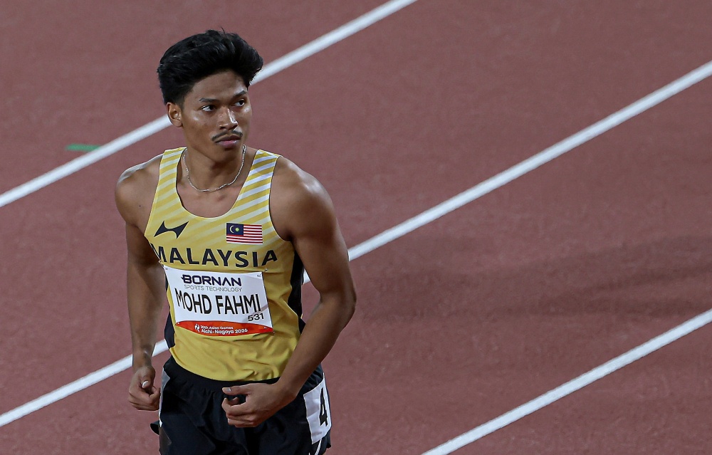 Malaysian sprinter Muhammad Azeem Mohd Fahmi competes in the men’s 100m heats at the Aichi-Nagoya 2026 Asian Games in Nagoya, September 24, 2026, where he clocked 10.17 seconds to reach the semi-finals. — Bernama pic