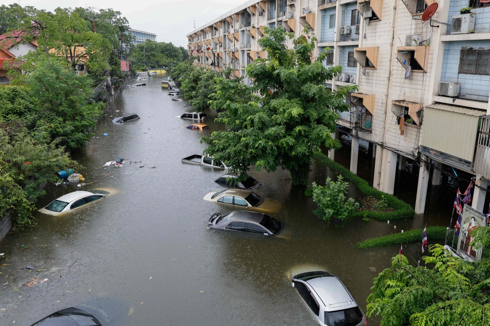 All 50 districts in Bangkok have been declared flood disaster zones on September 26, 2026 after continuous heavy rains over a period of 48 hours. — AFP pic