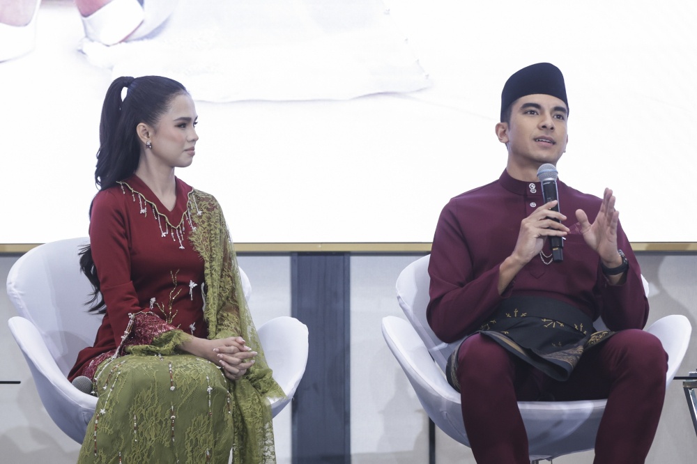 Syed Saddiq speaks at the show’s press conference on October 2 at the KLGCC Convention Centre about their journey so far, leading up to their solemnisation on October 10. — Picture courtesy of Astro