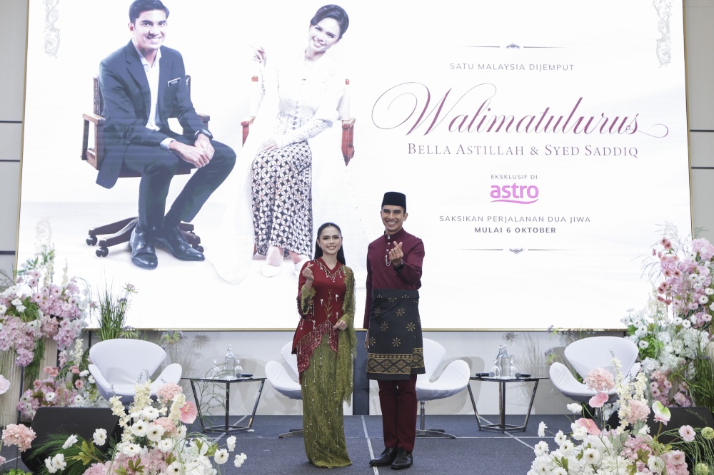 ‘Walimatulurus Bella Astillah & Syed Saddiq’ is set to premiere on October 6 across Astro platforms. — Picture courtesy of Astro