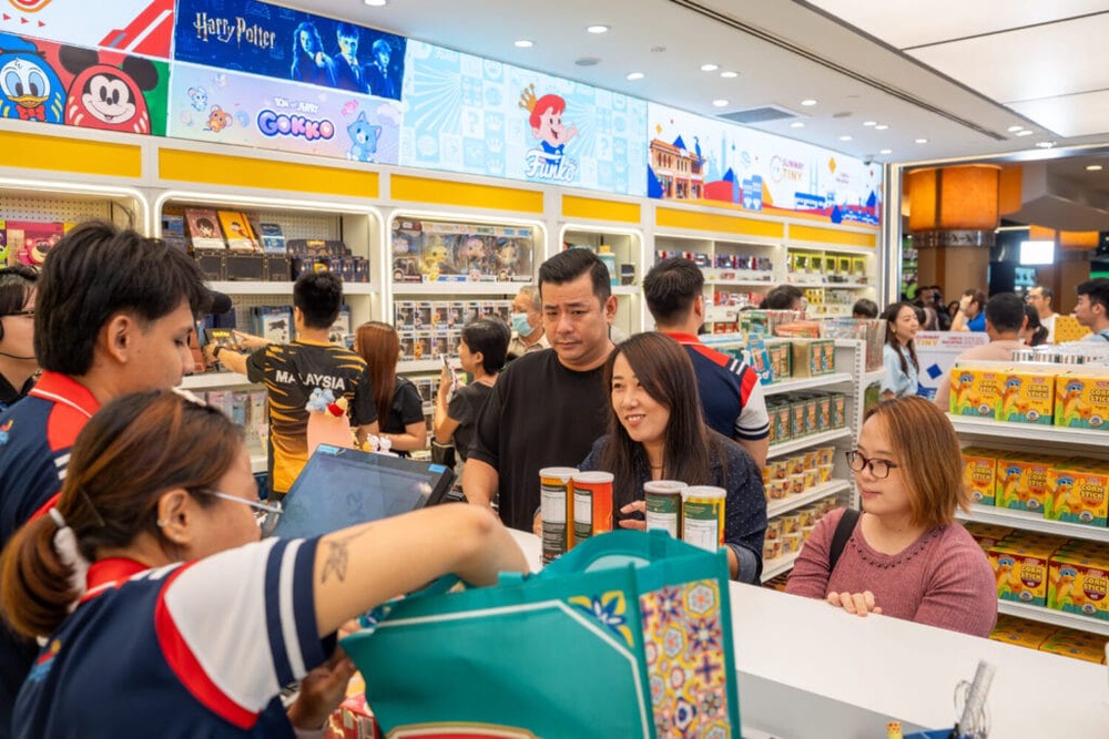 Image from: 不用买票进 Park 也能买到爆！Sunway Lagoon Mart 惊喜进驻 Sunway Pyramid！各种限定周边、超萌 Mascot 公仔，收集控绝对会买到剁手！